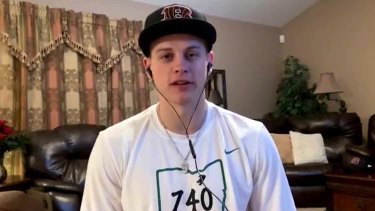 WATCH: Joe Burrow Shows Off New '#9' Diamond Necklace